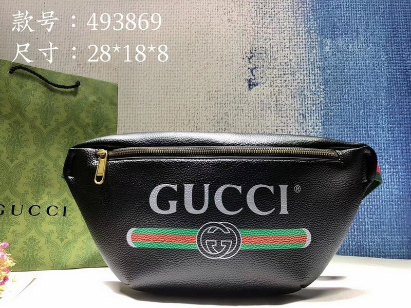 Gucci Handbags 900